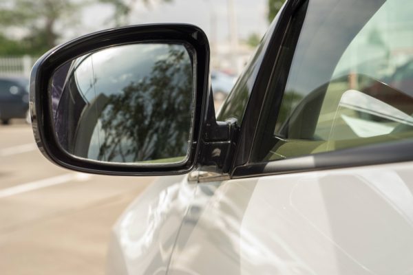 Qual a média do preço de aluguel ou compra de vaga de estacionamento?